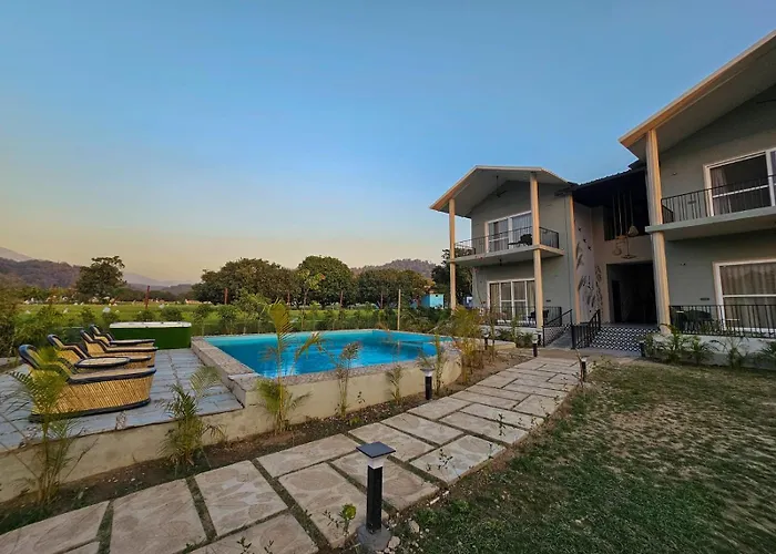 Srina Vilas, Corbett
