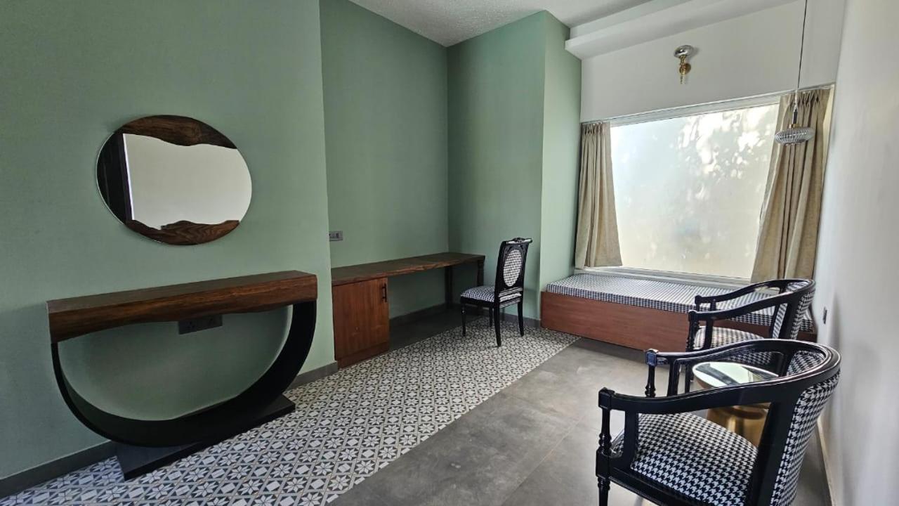 Srina Vilas, Corbett * Ramnagar (Uttarakhand)